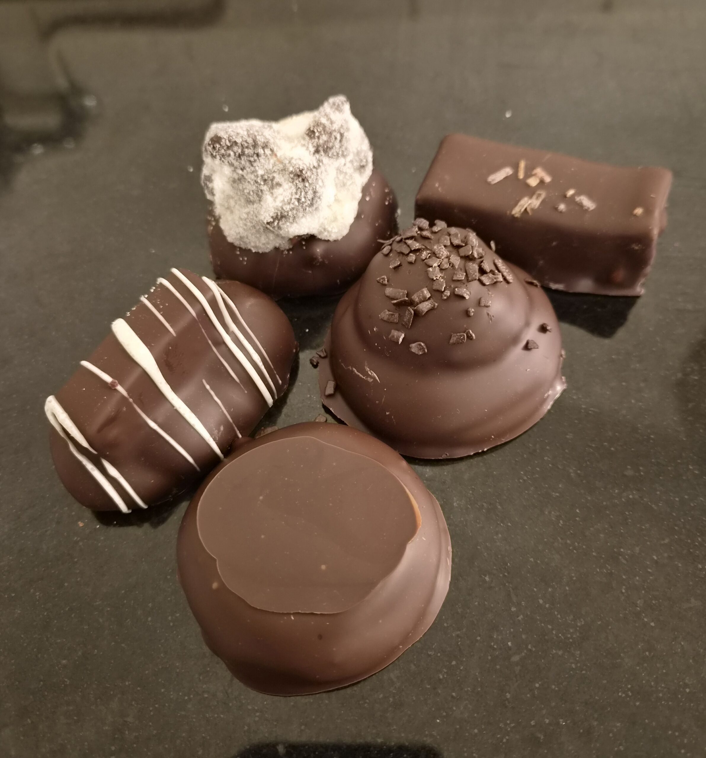 5 BOUCHEES CHOCOLAT ,HORTUS, PALET OR, PIC ST LOUP, AIGOUAL, PRALINE FEUILLETE